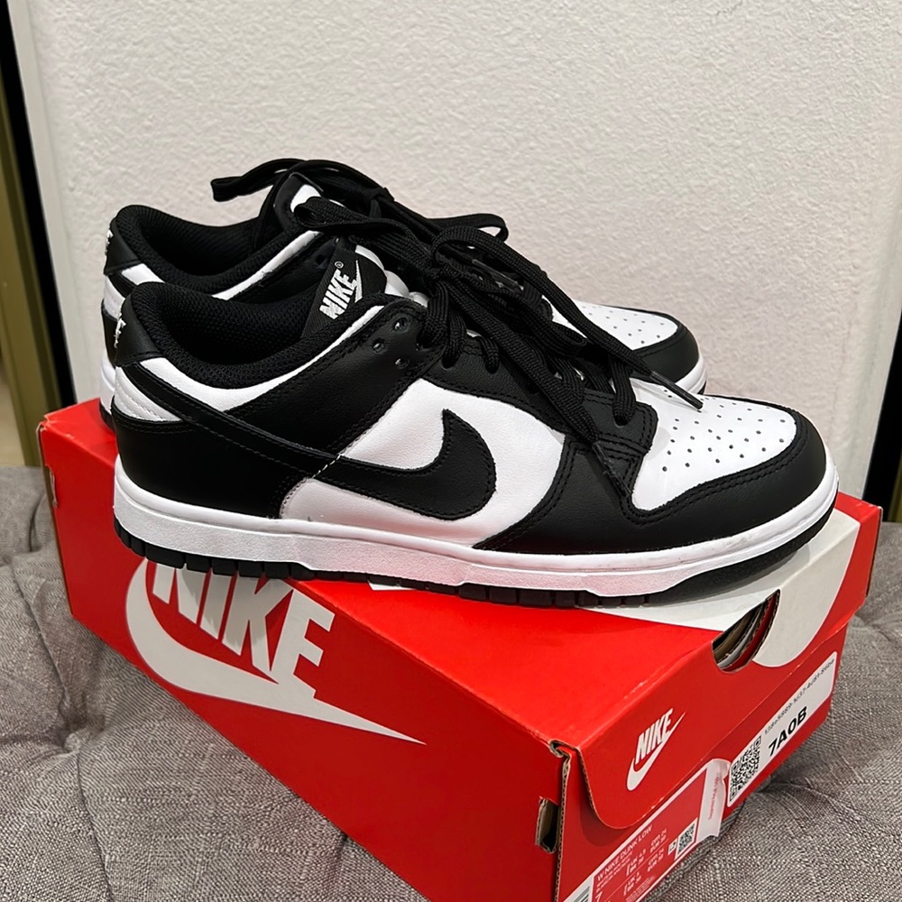 Nike Dunk Low